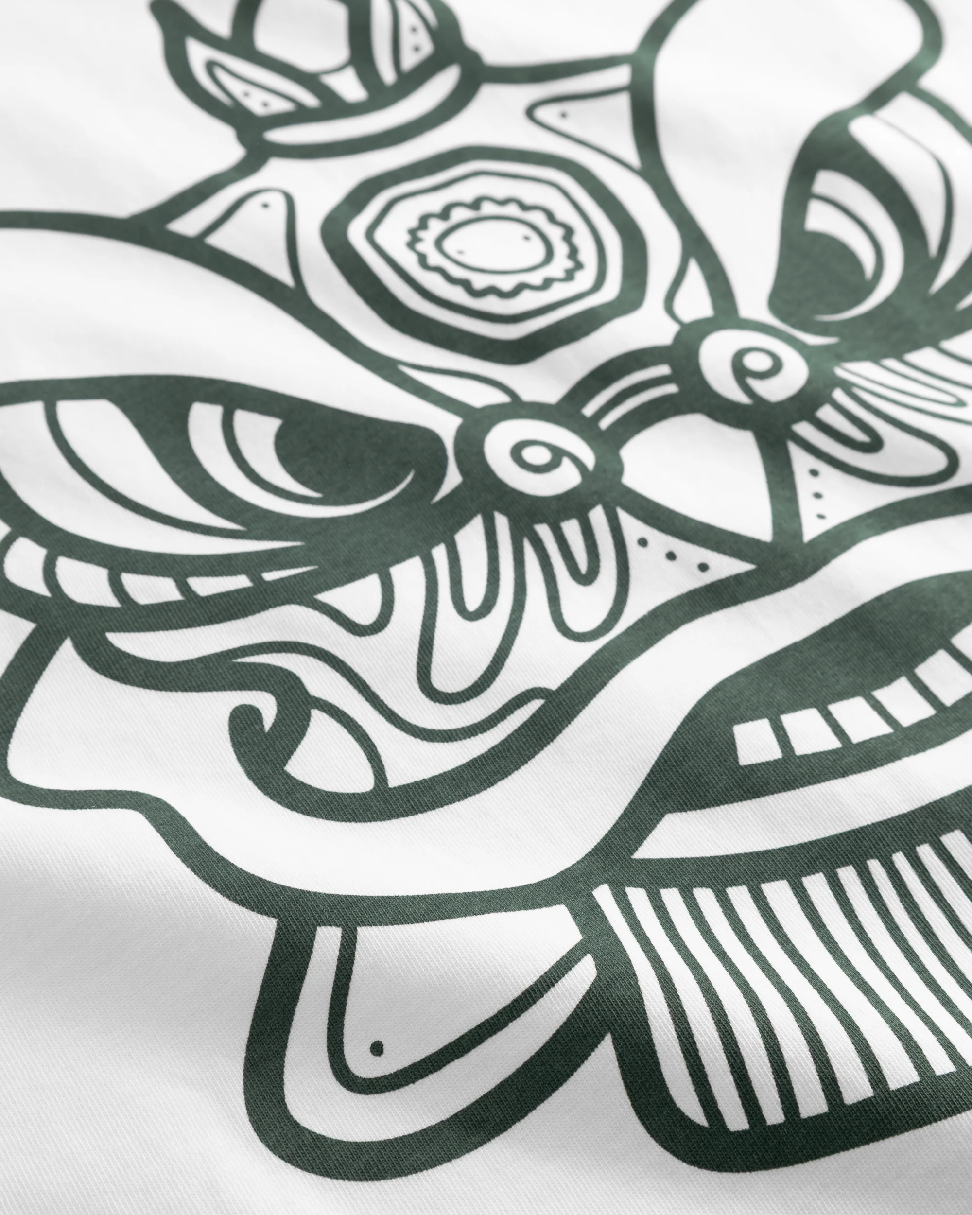 WBJuno Lion Tee - Image 7