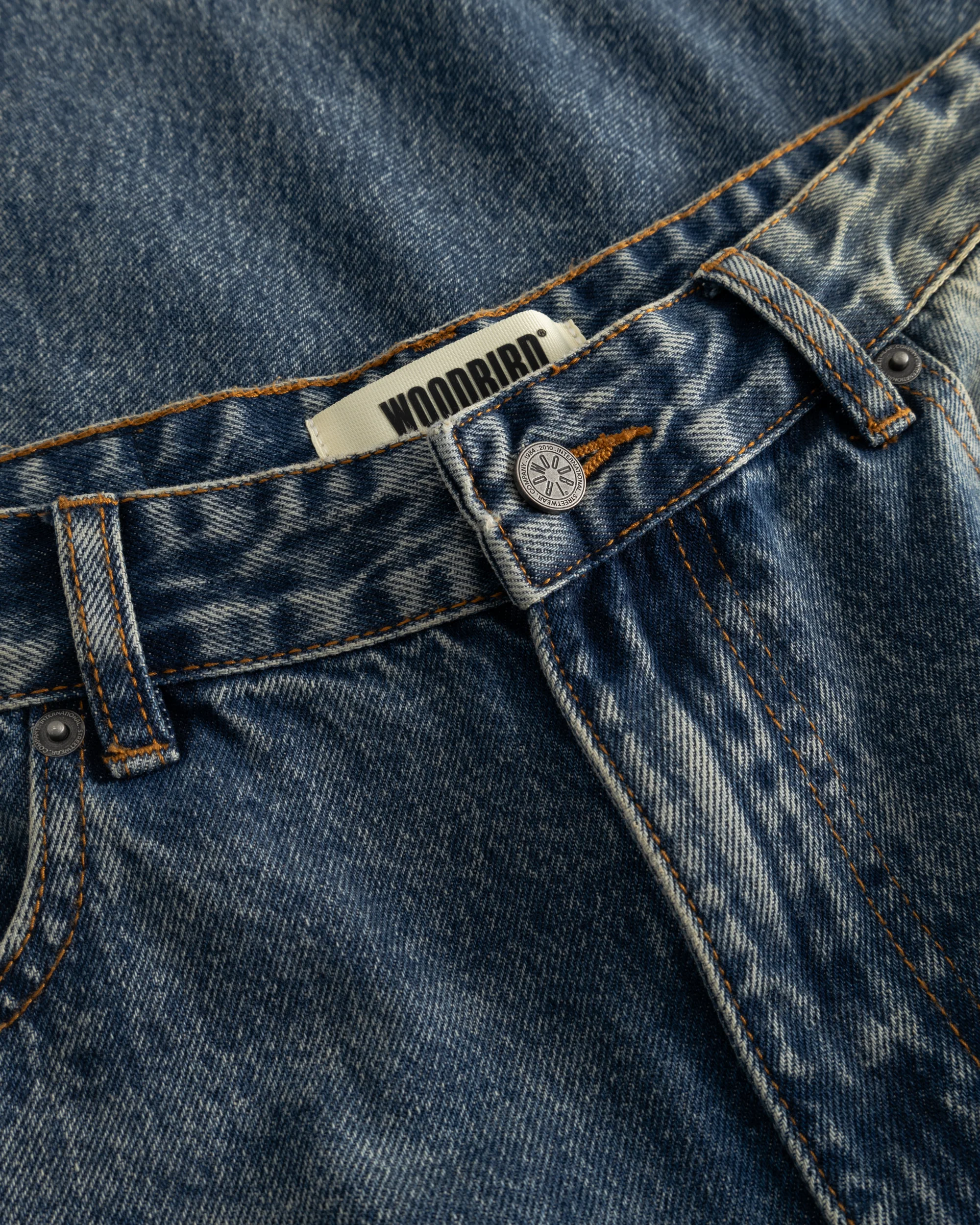 WBGhat Twisted Jeans - Image 6