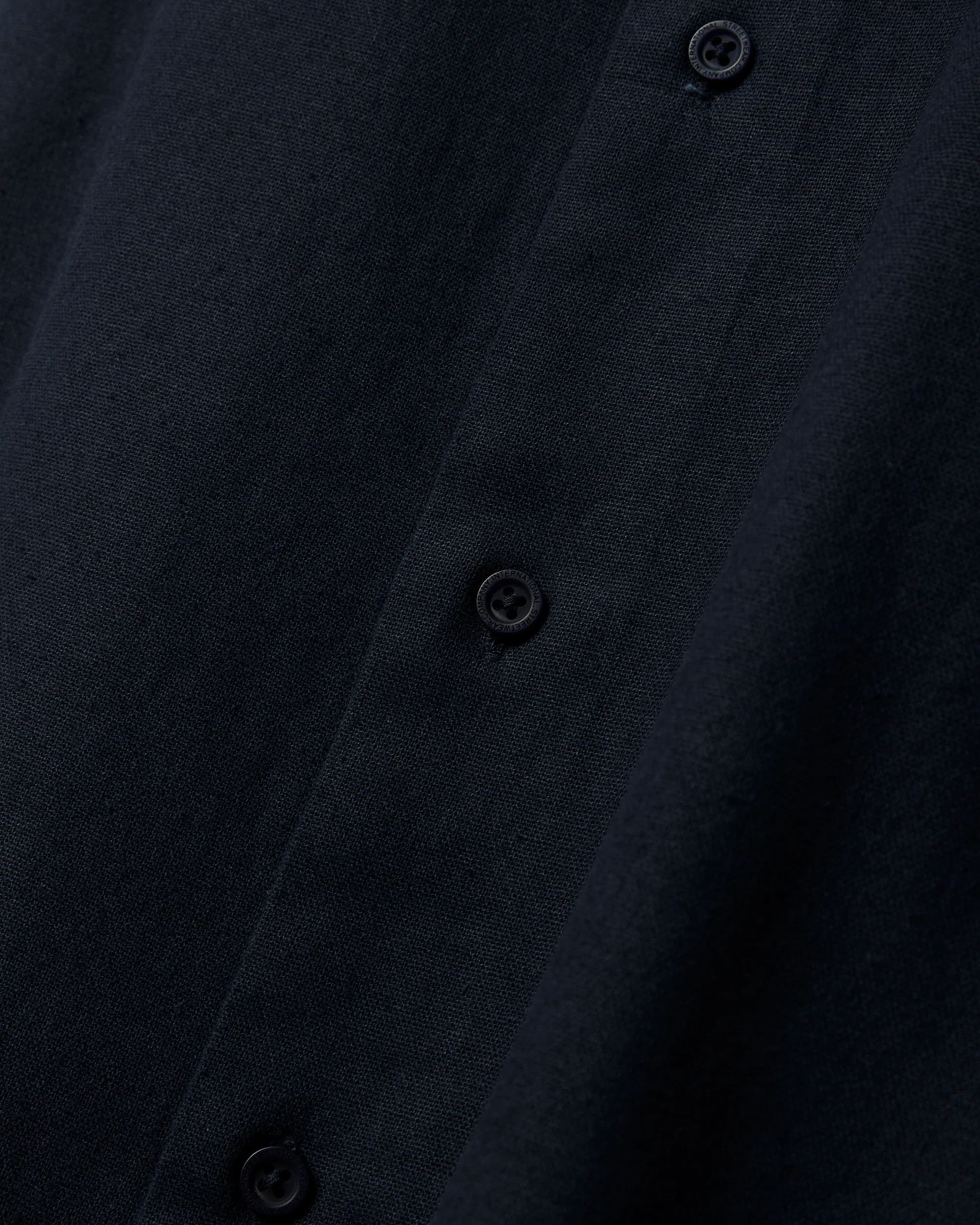 WBBanks Linen Shirt - Image 7
